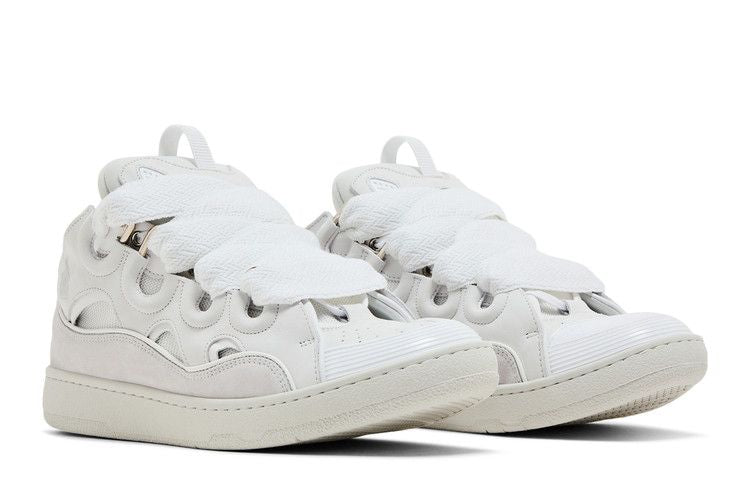 Curb sneakers