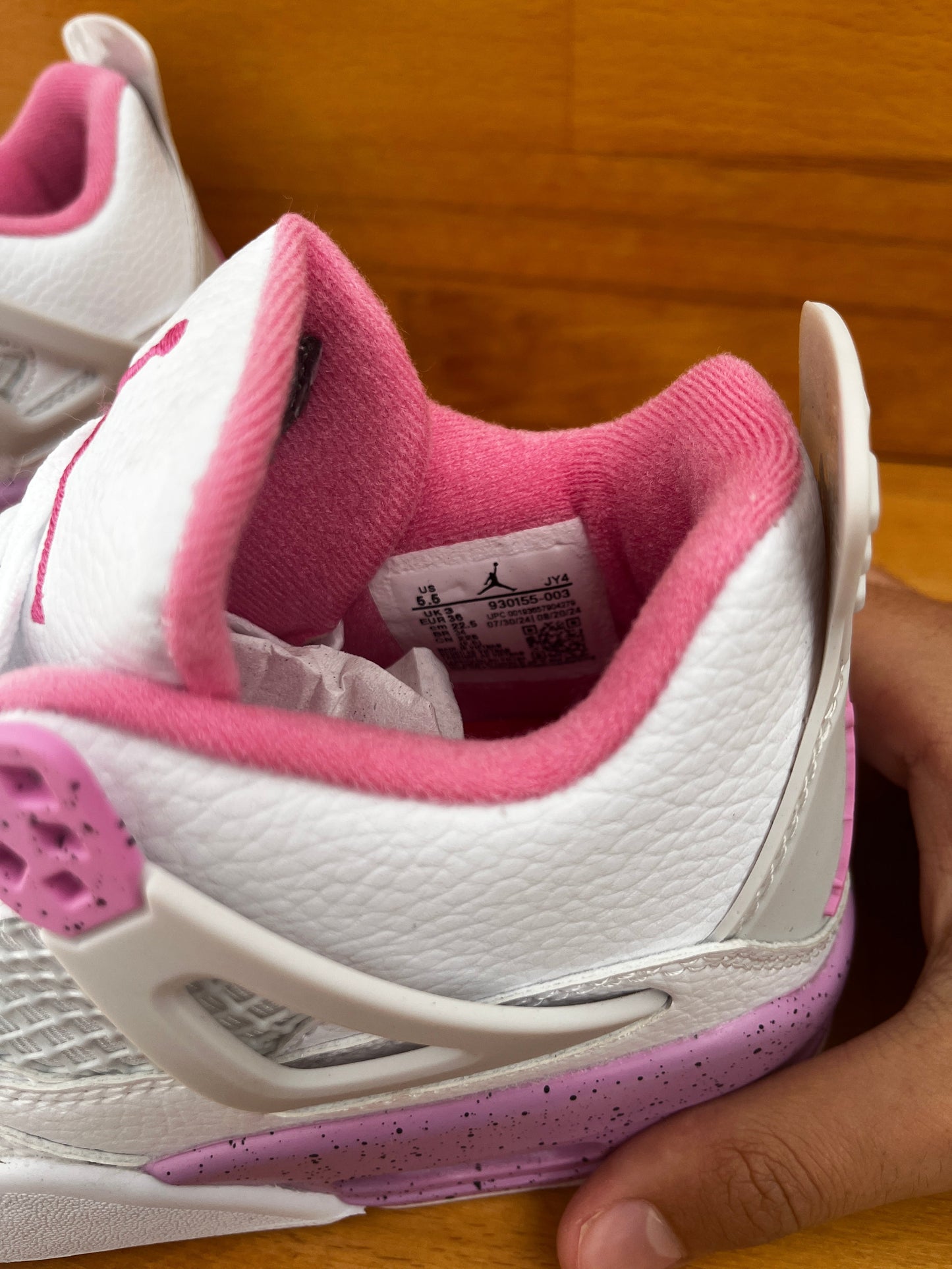 Adidasi roz basket